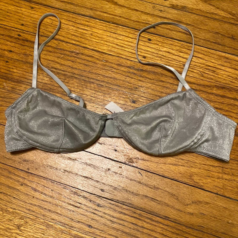Urban Outfitters Bra Lightly Lined 34 A